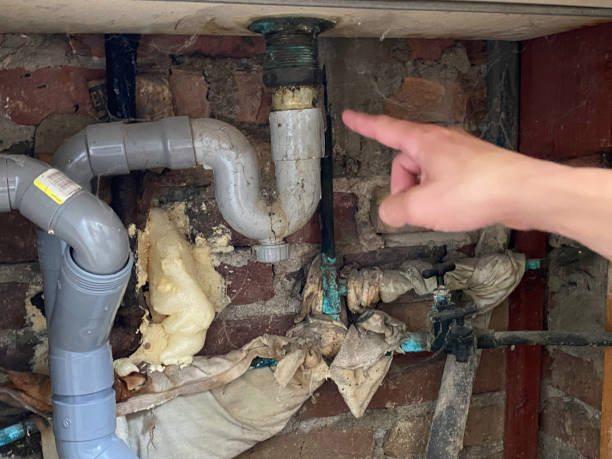 Sewage cleanup and water damage restoration in Chenoweth, OR