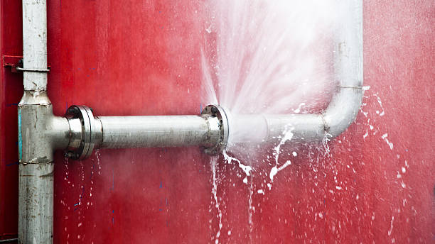 Best 24/7 water damage repair  in Chenoweth, OR
